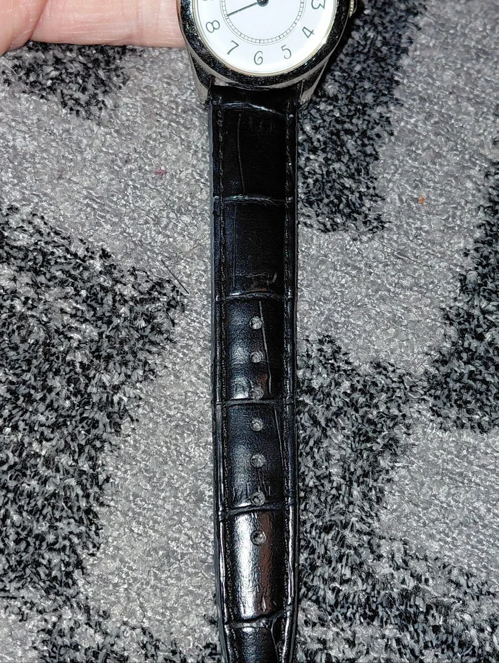 Vintage Joan Rivers Classics Silver Tone Quartz Watch Black Leather Strap CC